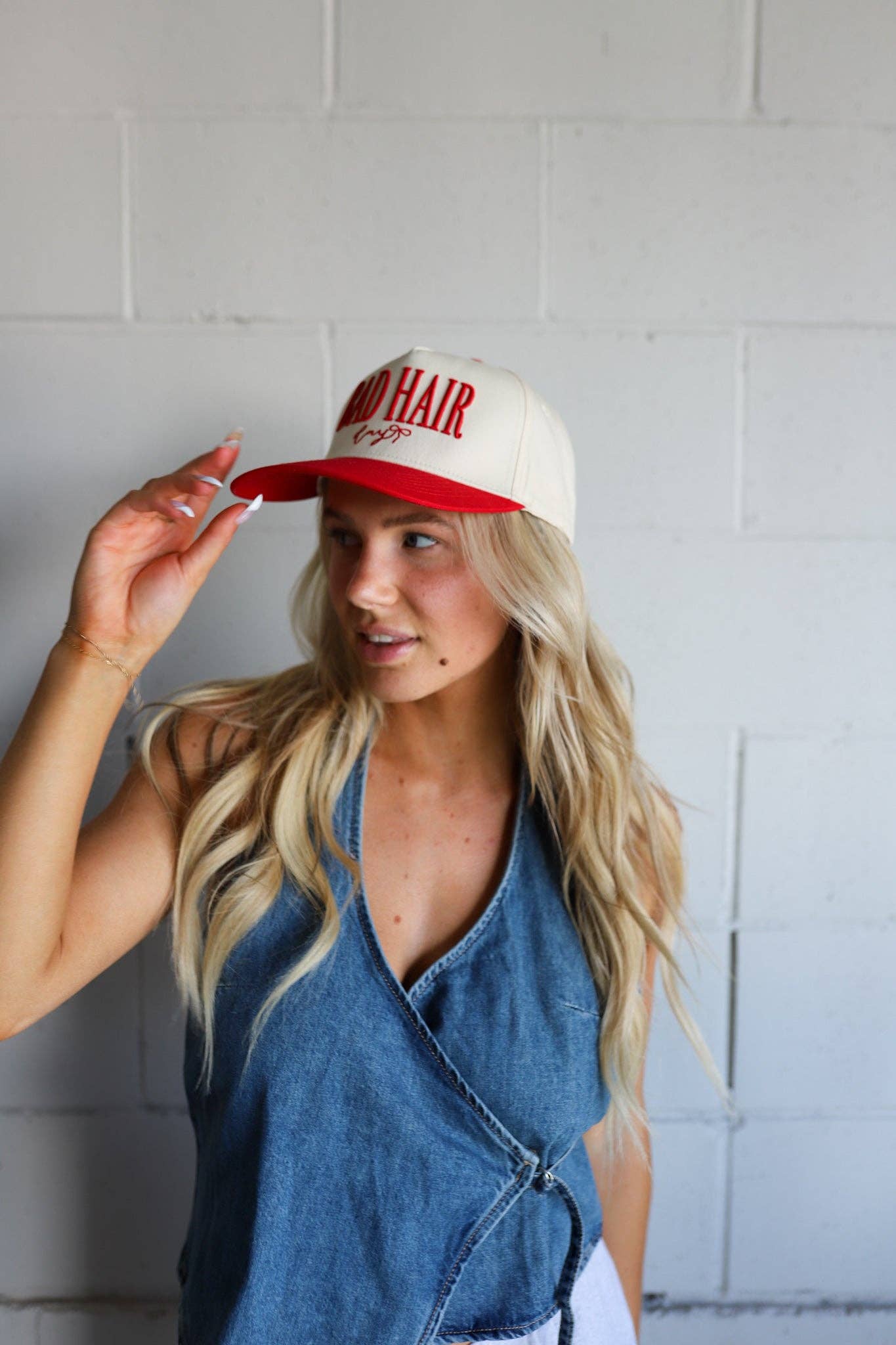 KAXI BAD HAIR DAY TRUCKER HAT: PINK