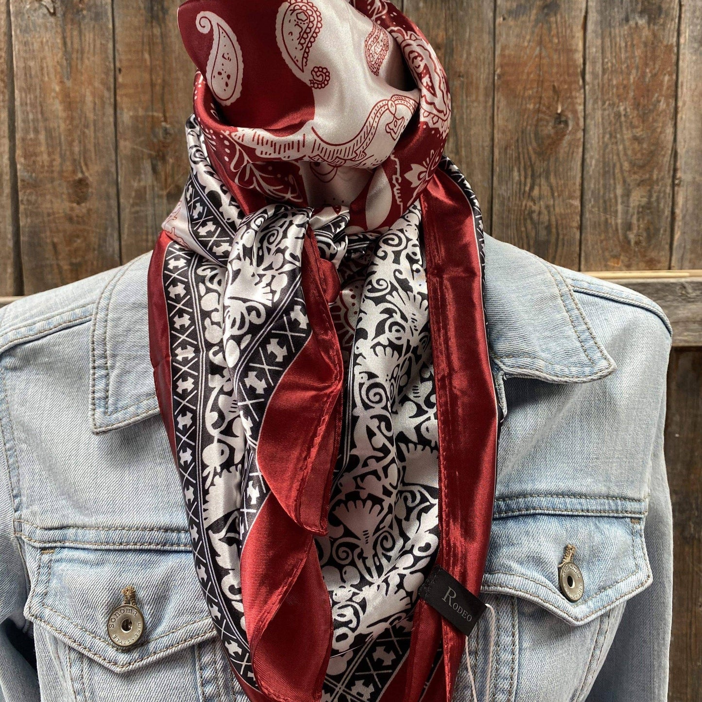 35X35" Wine Red/Cream Paisley Wild Rag/Scarf
