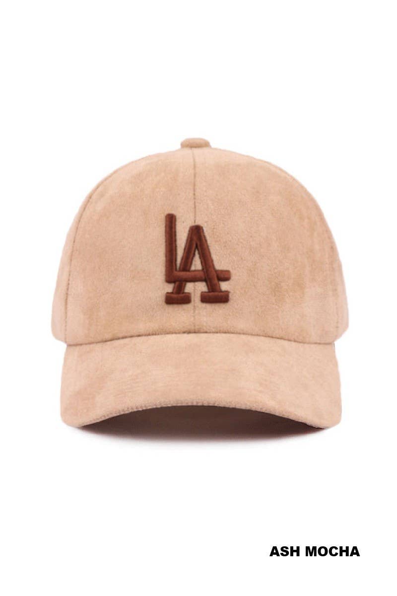 LA Embroidered Classic Suede Baseball Cap: BLACK