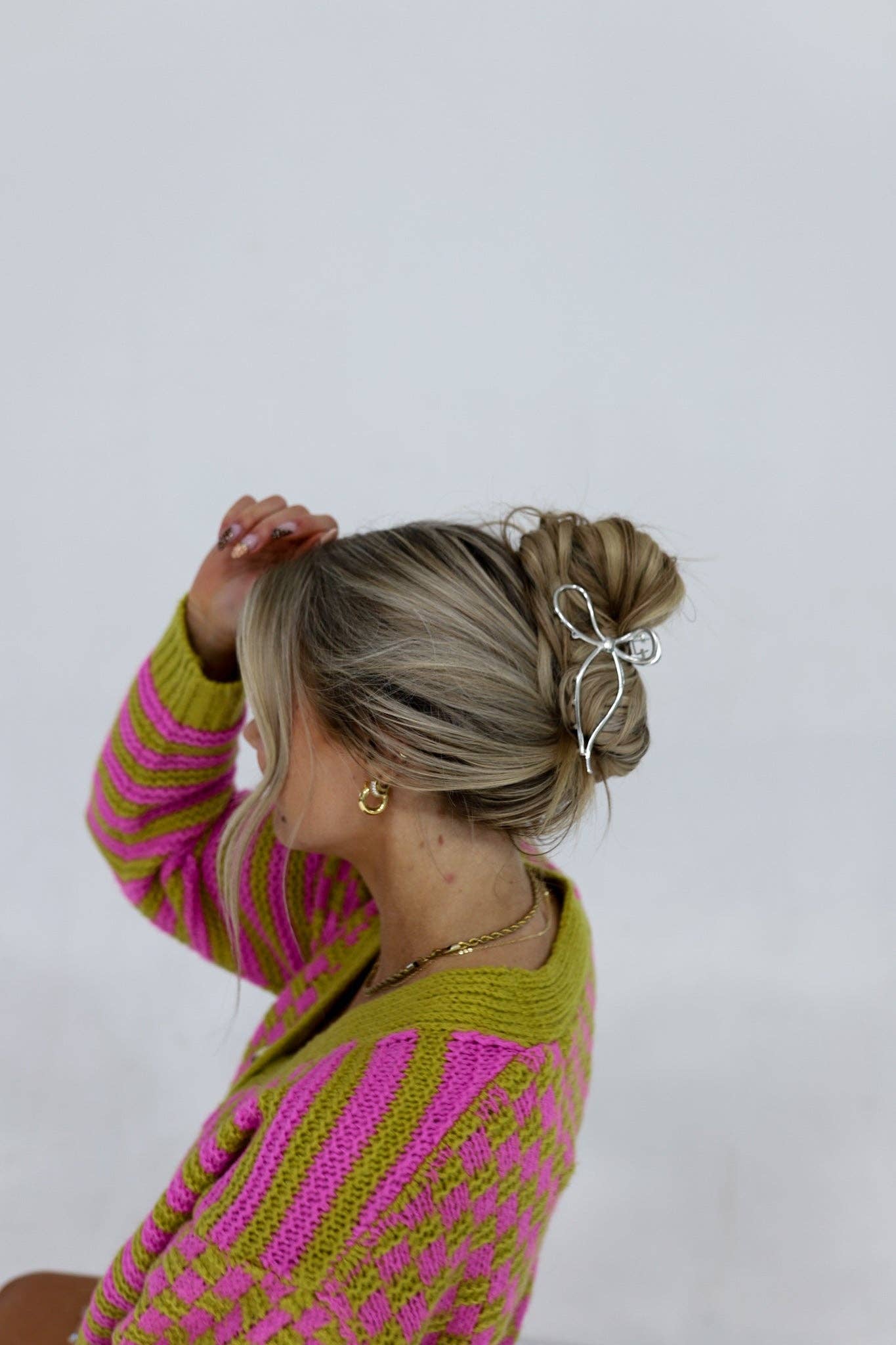 THE METAL BOW CLAW: BABY BLUE