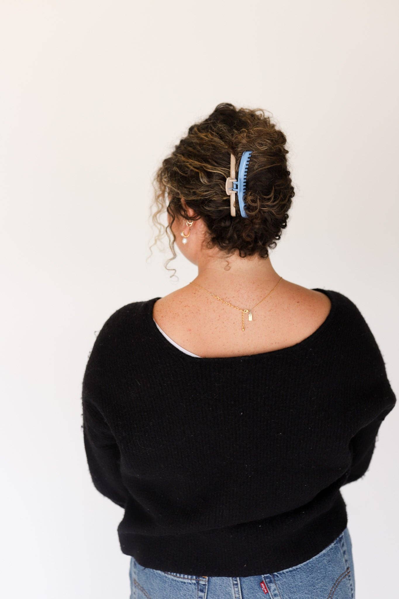 KAXI TWO-TONED SHINY MIDI HOLD EVERYTHING CLAW: SEA GREEN + LIGHT BROWN