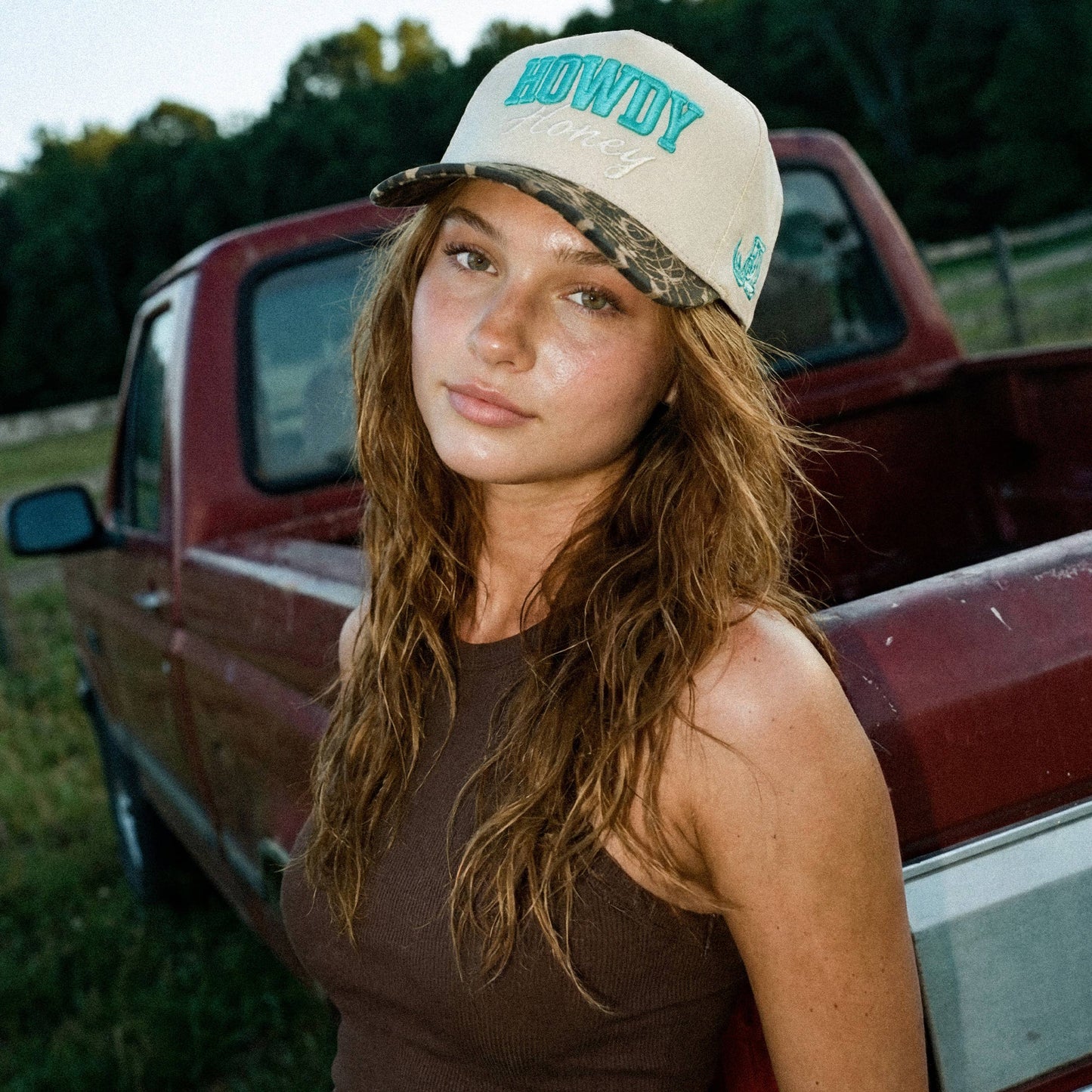C.C HOWDY HONEY Letter Embroidered on Two Tone Trucker Hat: Cow