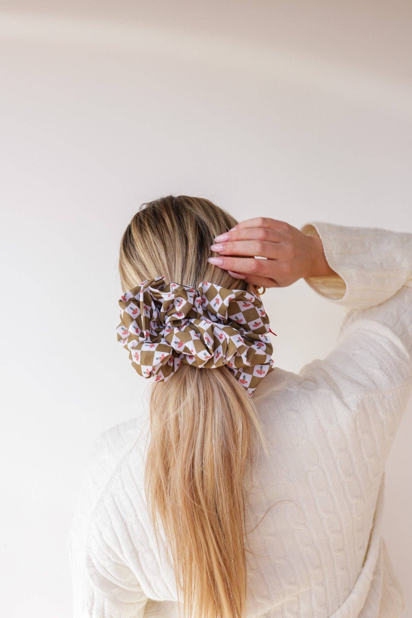 JUMBO SCRUNCHIE: COASTAL COWGIRL