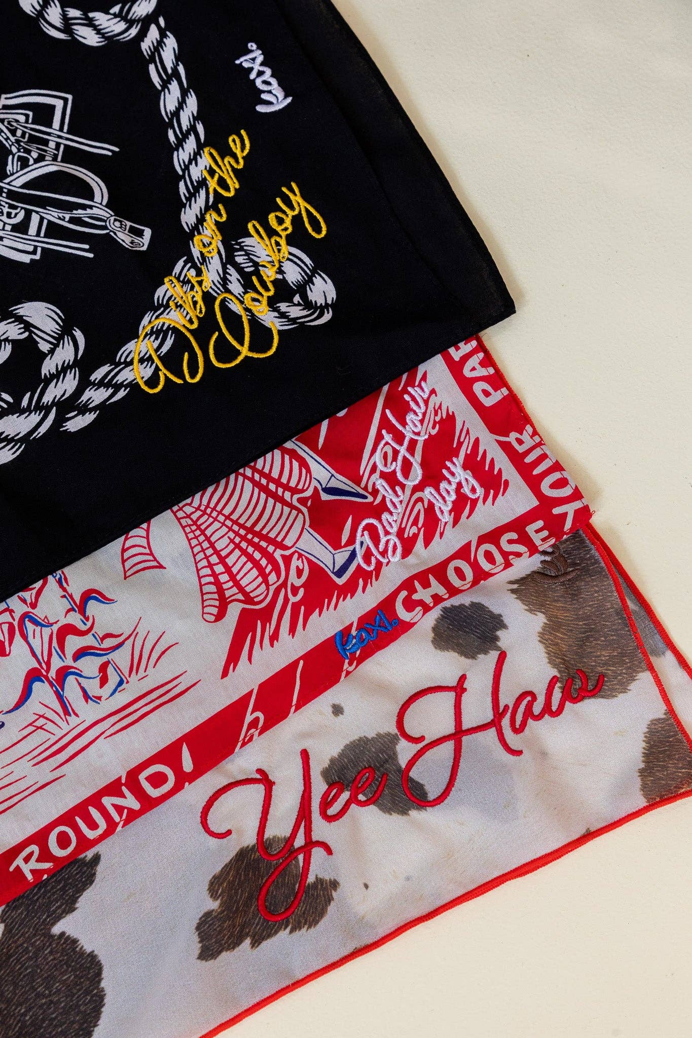 WESTERN BANDANAS: BLACK/DIBS ON THE COWBOY