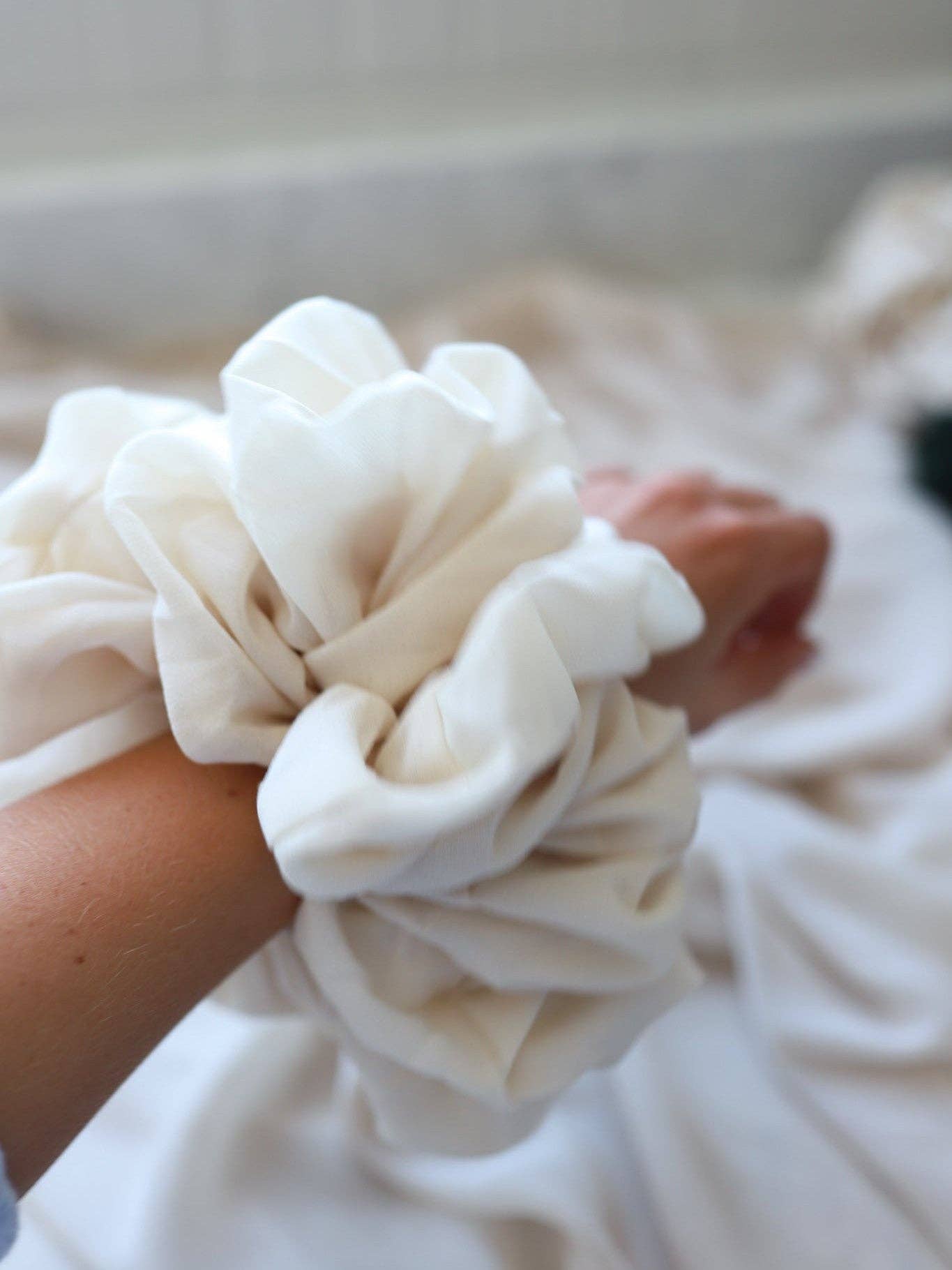 JUMBO SCRUNCHIE: COASTAL COWGIRL