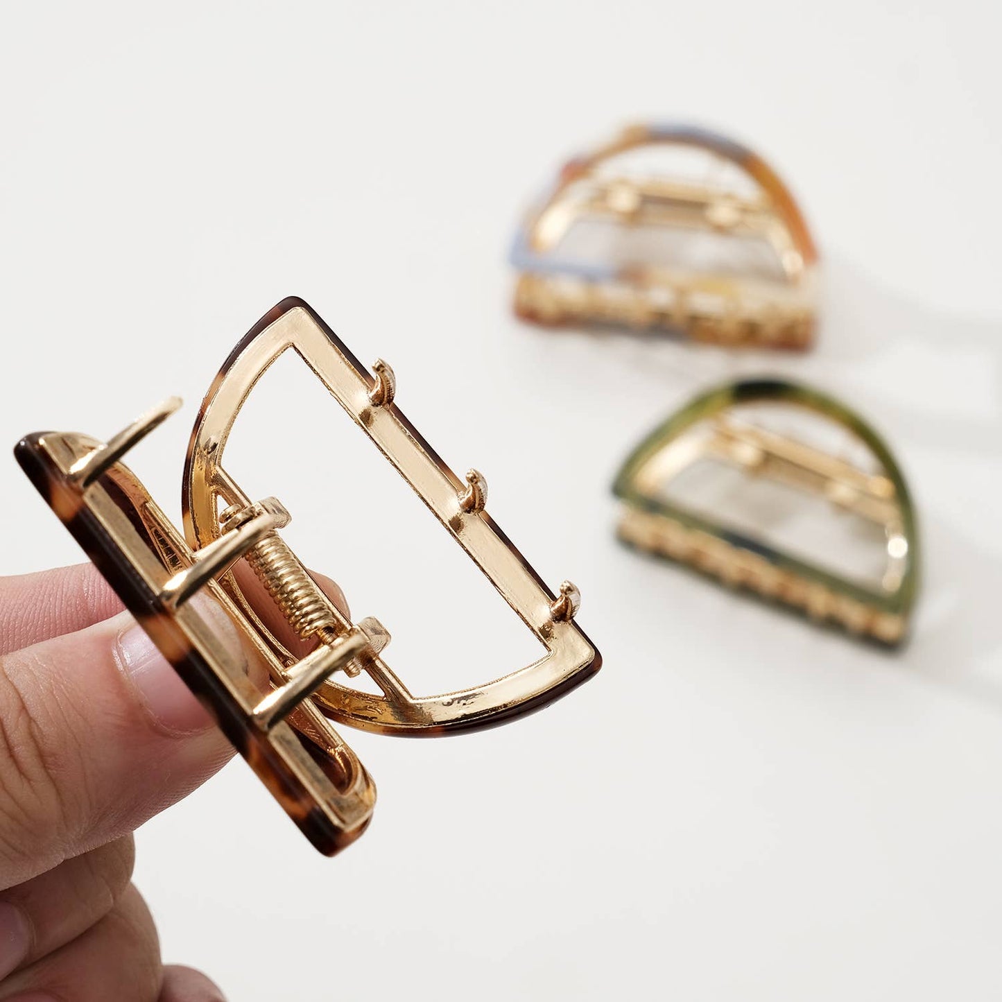 Rosalie Western | Classic Small Half Moon Metal Claw Clip : Assorted