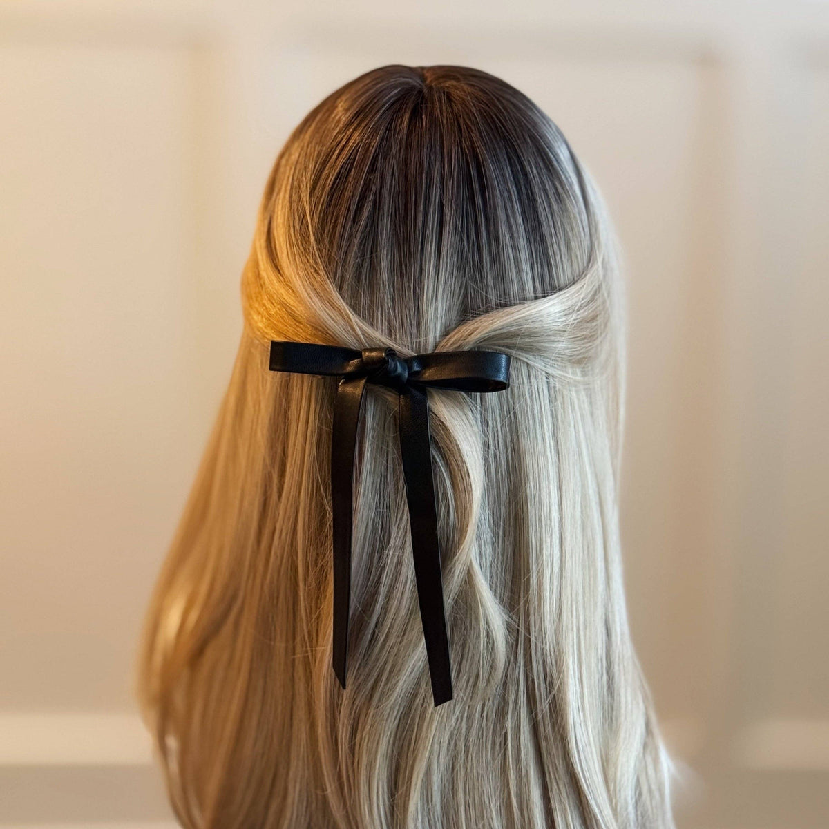 Preppy Bow Hair Clips: Black/Taupe