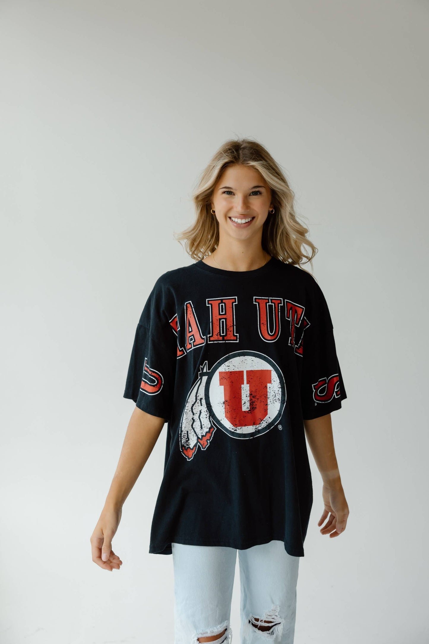 Utah Southern Split Oversized Band Tee: OATMEAL / XL