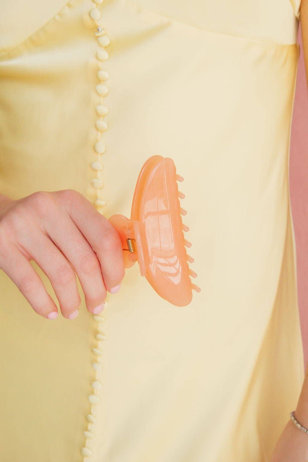 Jelly Claw Clip: Peach