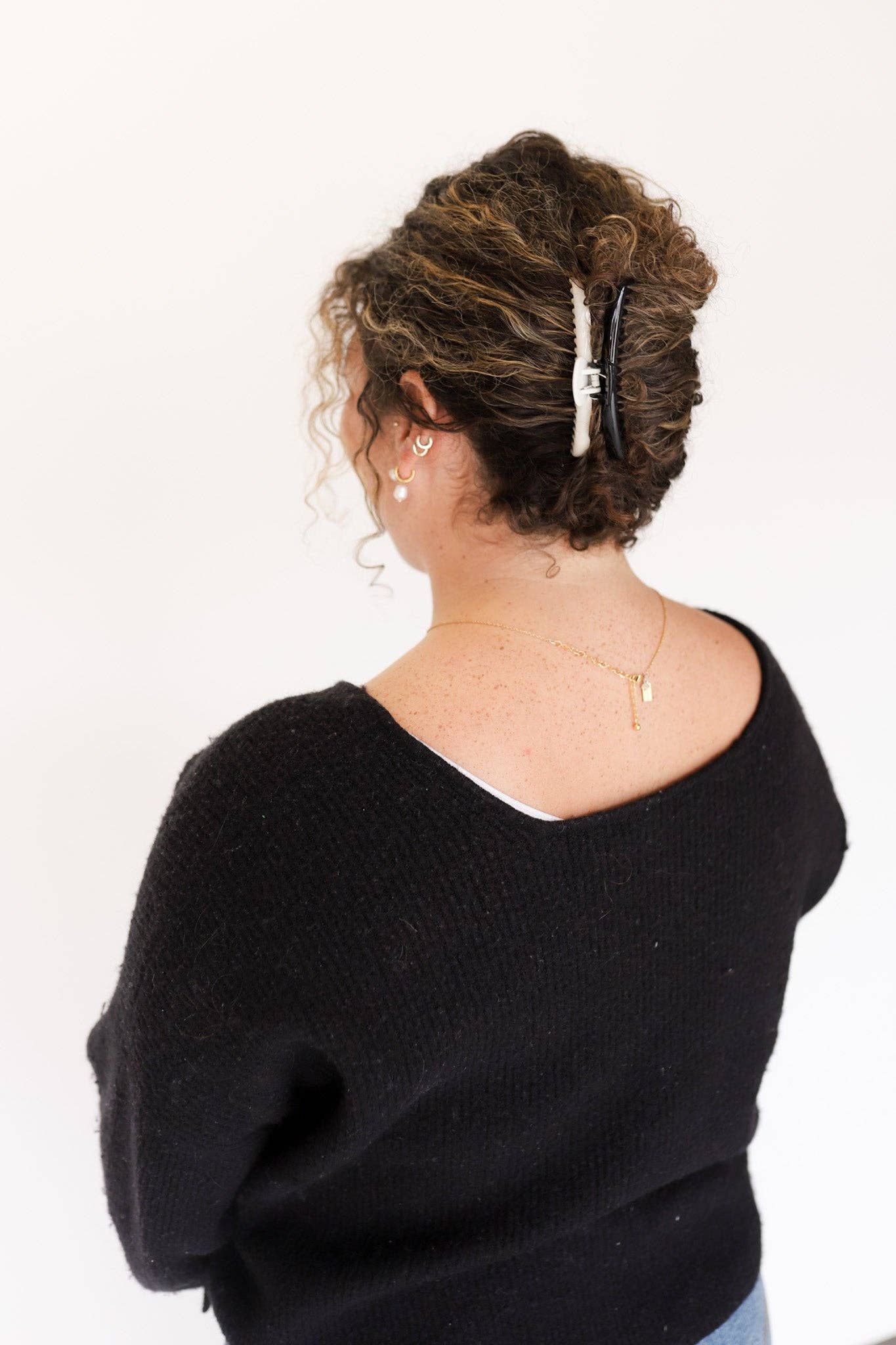 KAXI TWO-TONED SHINY MIDI HOLD EVERYTHING CLAW: SEA GREEN + LIGHT BROWN